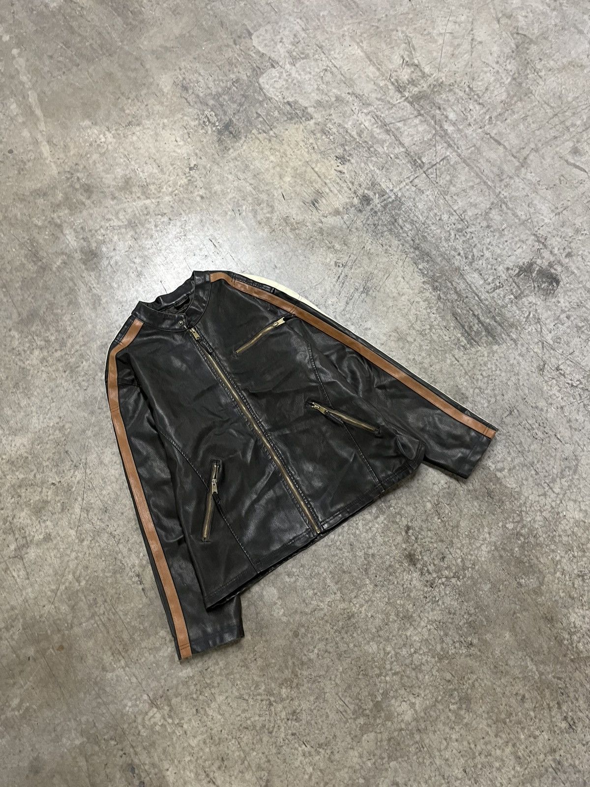 Vintage Leather moto jacket vintage streetwear hype rare biker Size US XL / EU 56 / 4 - 1 Thumbnail