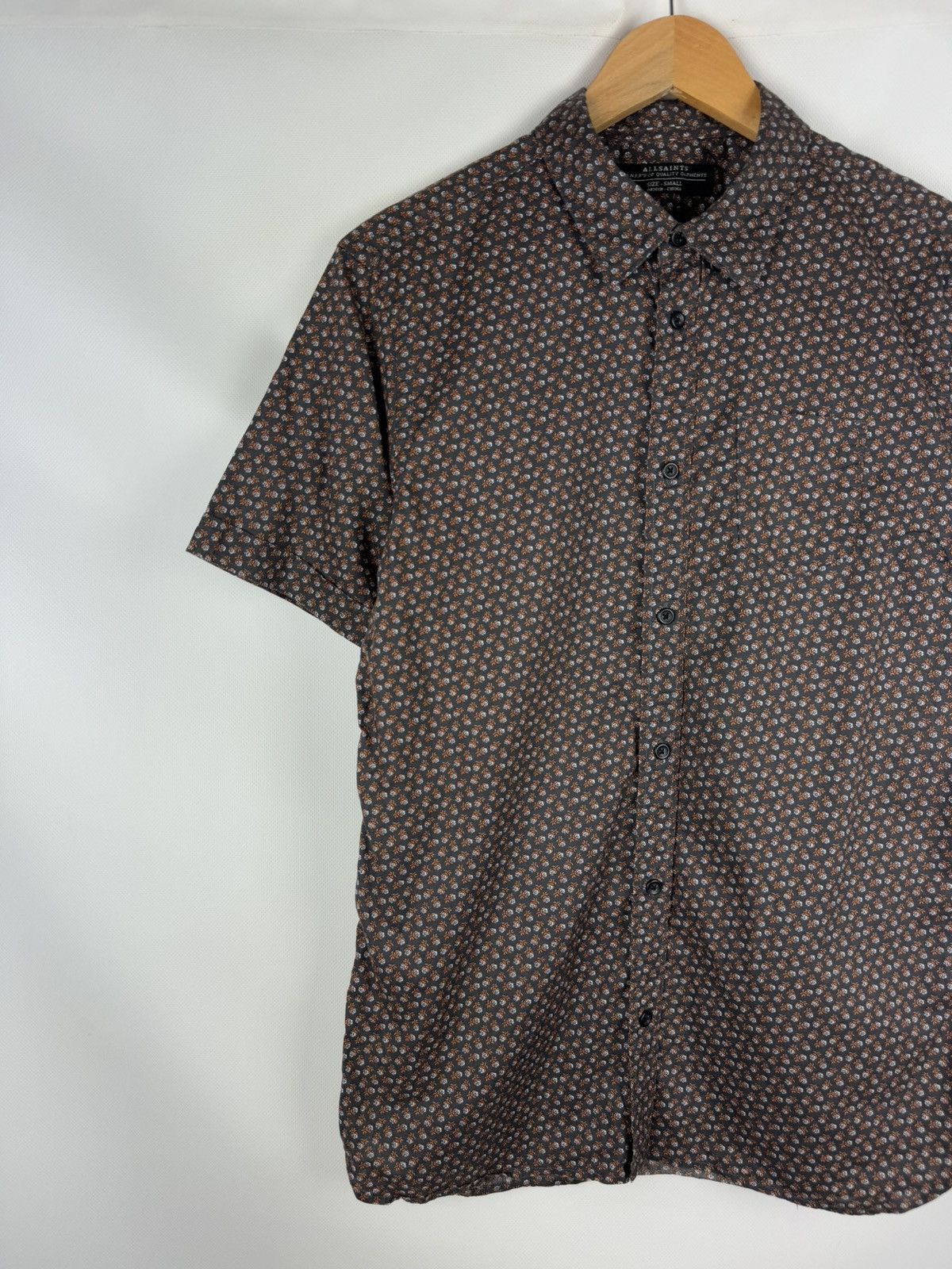 Allsaints Allsaints Hibiscus SS Overprinted Hawaiian Button Up Shirt Size US S / EU 44-46 / 1 - 2 Thumbnail