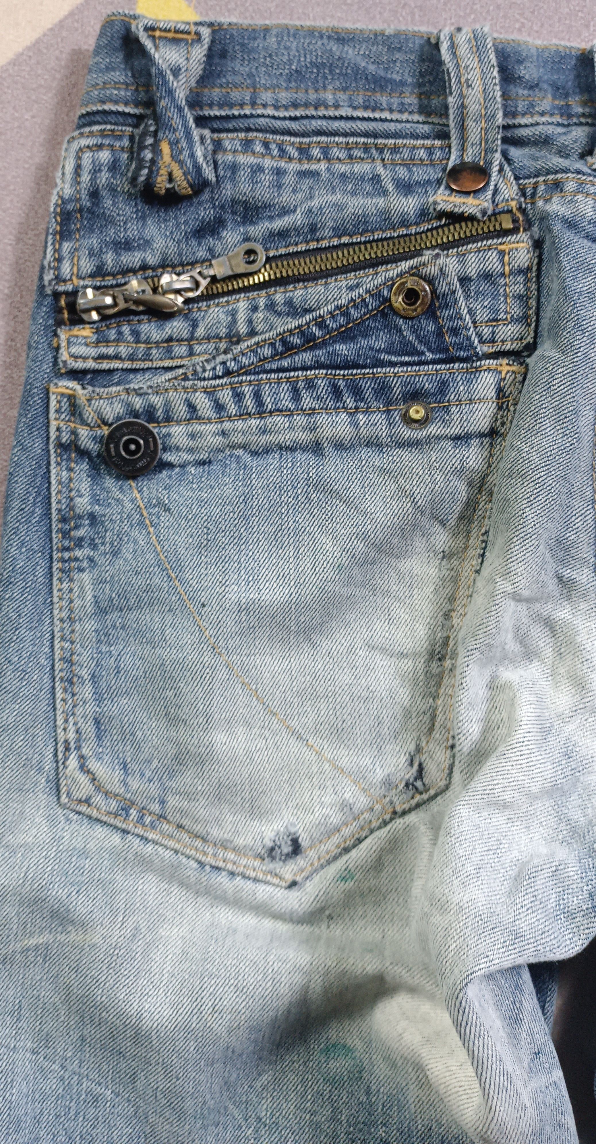 If Six Was Nine × Japanese Brand Army Of no! Honeycomb Distressed Jeans Size US 31 - 9 Thumbnail