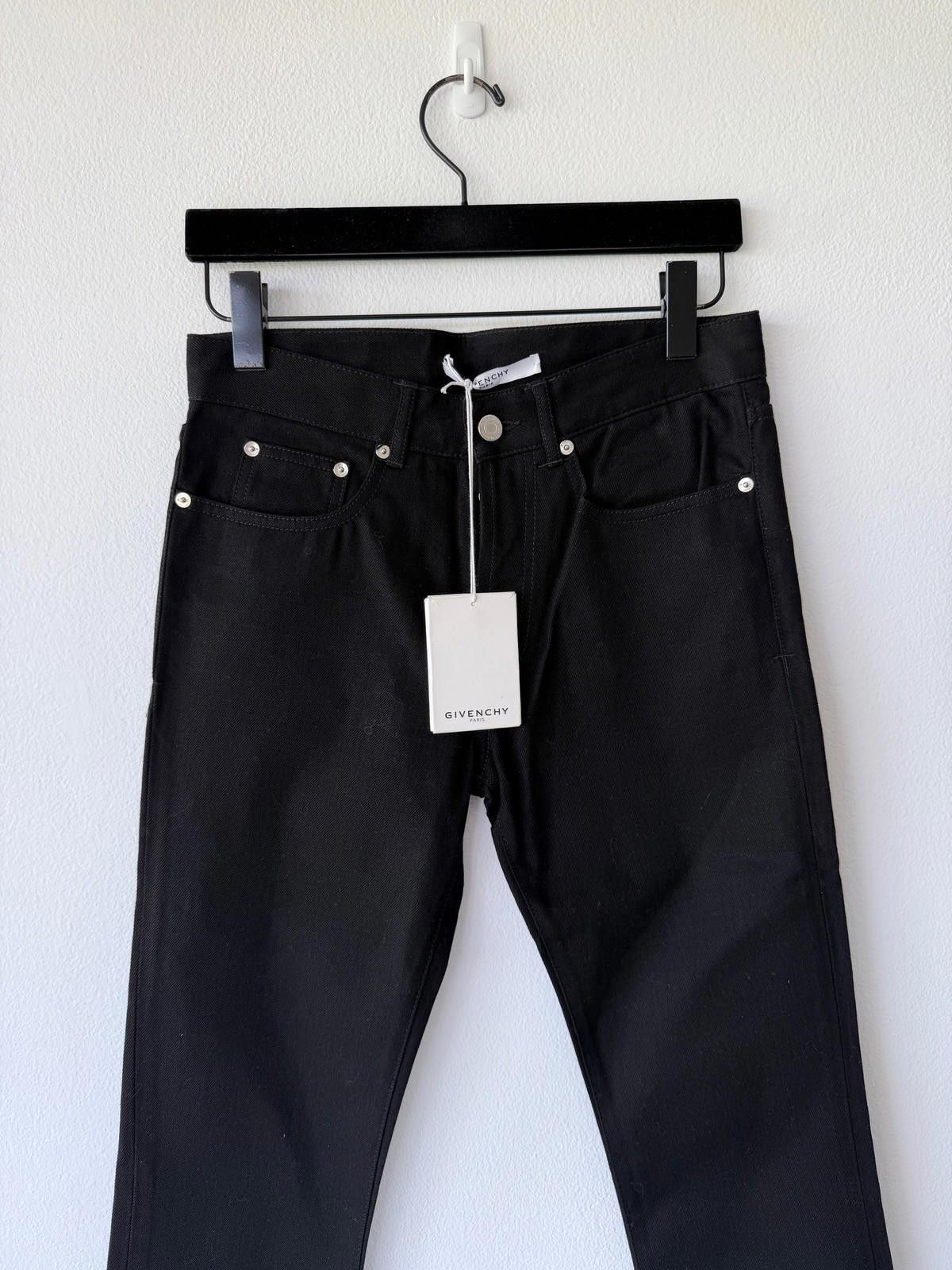 Givenchy new Givenchy mens denim jeans black leather patch 28 Size US 28 / EU 44 - 5 Thumbnail
