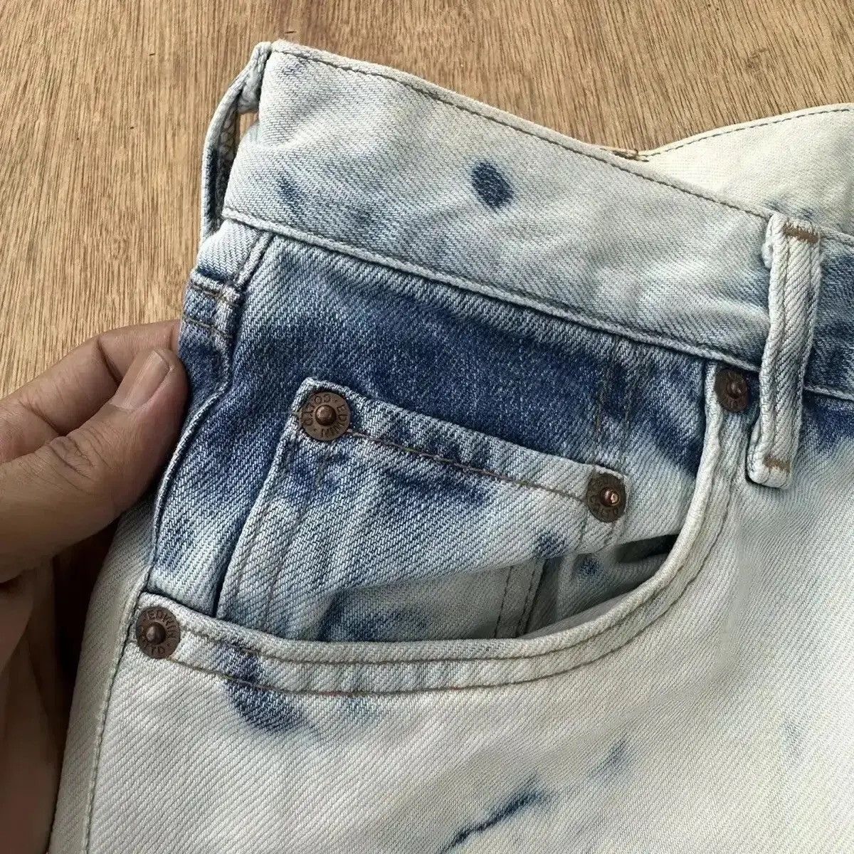 Le Grande Bleu (L.G.B.) STEALS VINTAGE EDWIN JEANS VERY RARE BLEACH ACID WASH DENIM Size US 28 / EU 44 - 8 Thumbnail