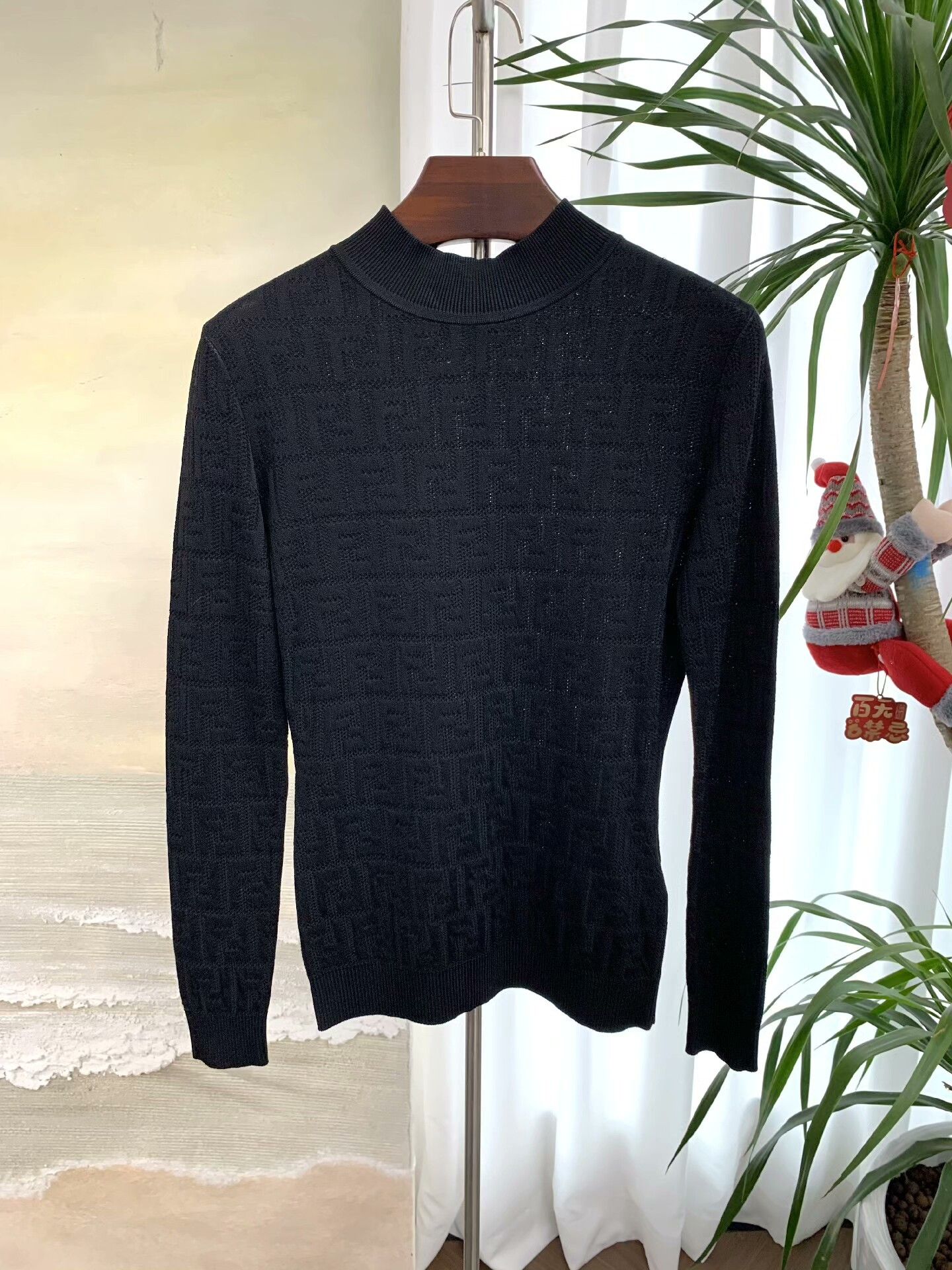 Fendi Fendi Black Patterned Knit Sweater Size US S / EU 44-46 / 1 - 1 Thumbnail
