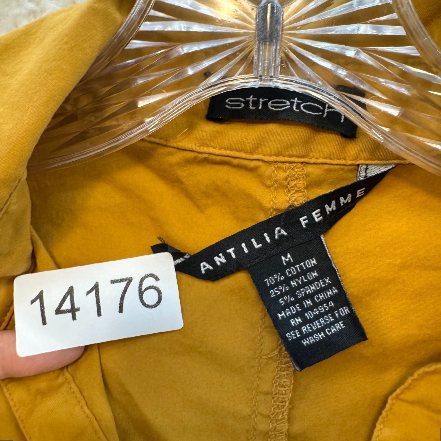 Vintage Vintage Y2K Antilia Femme Shirt Blouse Medium Yellow Tan User: Vintage Y2K Antilia Femme Shirt Blouse Medium Yellow Tan Size M / US 6-8 / IT 42-44 - 7 Thumbnail