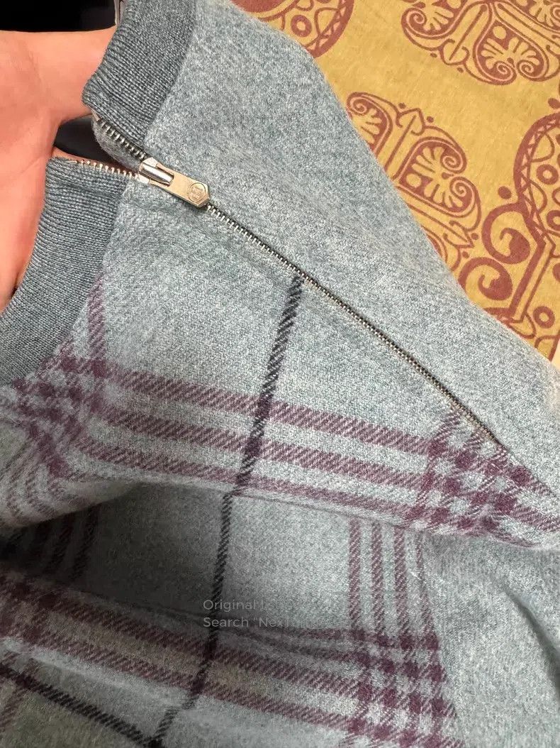 Hermes Hermes Knitwear jacket, 100% wool, with a zipper on the sh Size US M / EU 48-50 / 2 - 7 Thumbnail