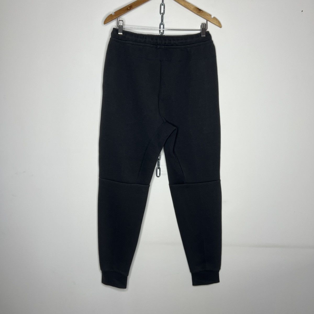 Nike Nike Tech Fleece Joggers Pants Sweatpants Black Grey Size US 32 / EU 48 - 5 Thumbnail