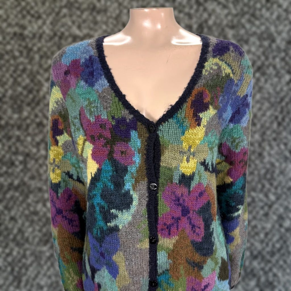 Vintage VINTAGE? Peruvian Connection Floral Cardigan Womens Sweater M Alpaca Blue V-Neck Button Long Sleeve Knit Shirt? Size M / US 6-8 / IT 42-44 - 1 Thumbnail