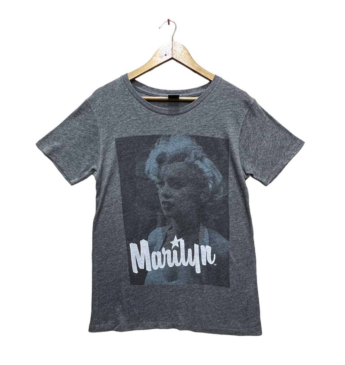 image of Movie x Vintage Y2K Marilyn Monroe Tm 2009 in Grey, Women's (Size Medium)