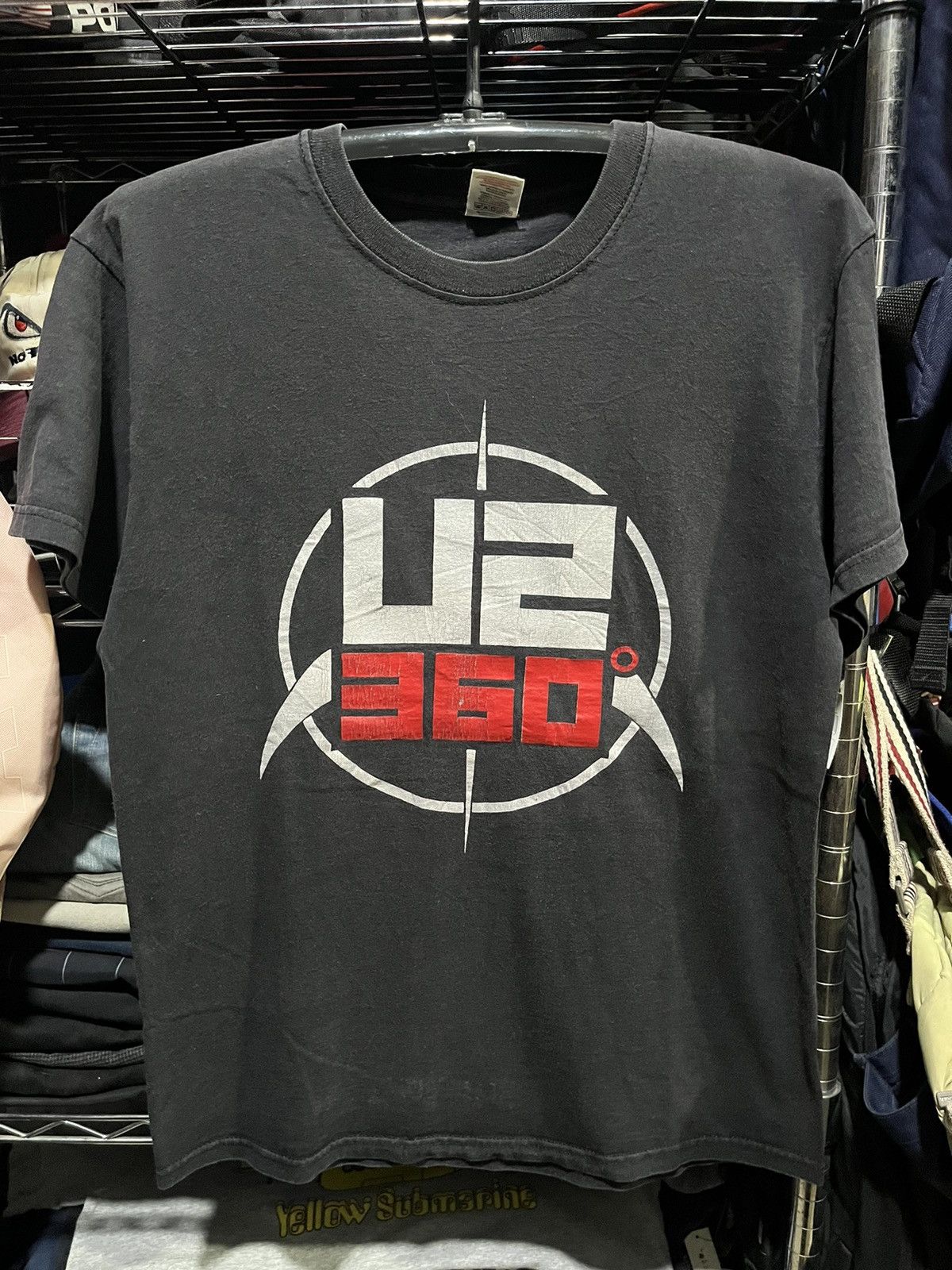 Band Tees U2 / 360 Alternative Rock Australia Tour Tee 2010s Size US M / EU 48-50 / 2 - 1 Thumbnail