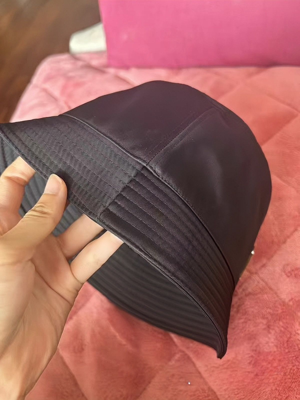 Prada Prada Black Re-Nylon Bucket Hat Size ONE SIZE - 3 Thumbnail