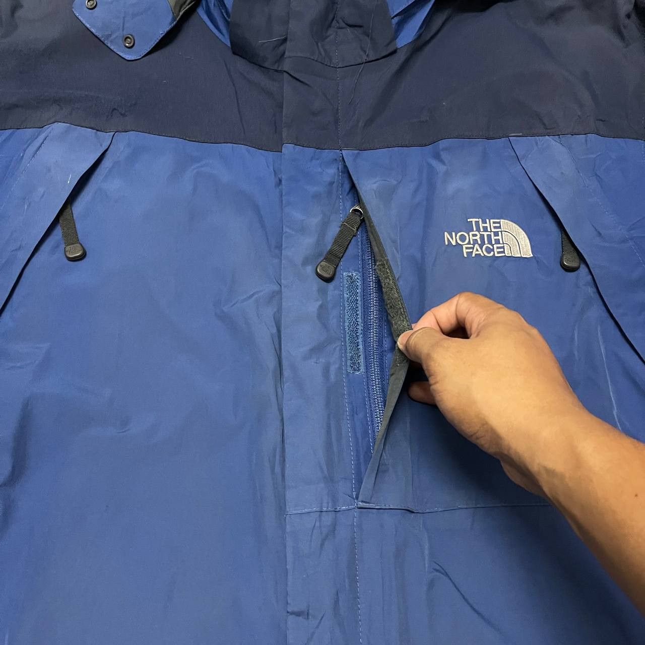 The North Face Vintage TNF The North Face Goretex Summit Series Jacket Size US L / EU 52-54 / 3 - 8 Thumbnail