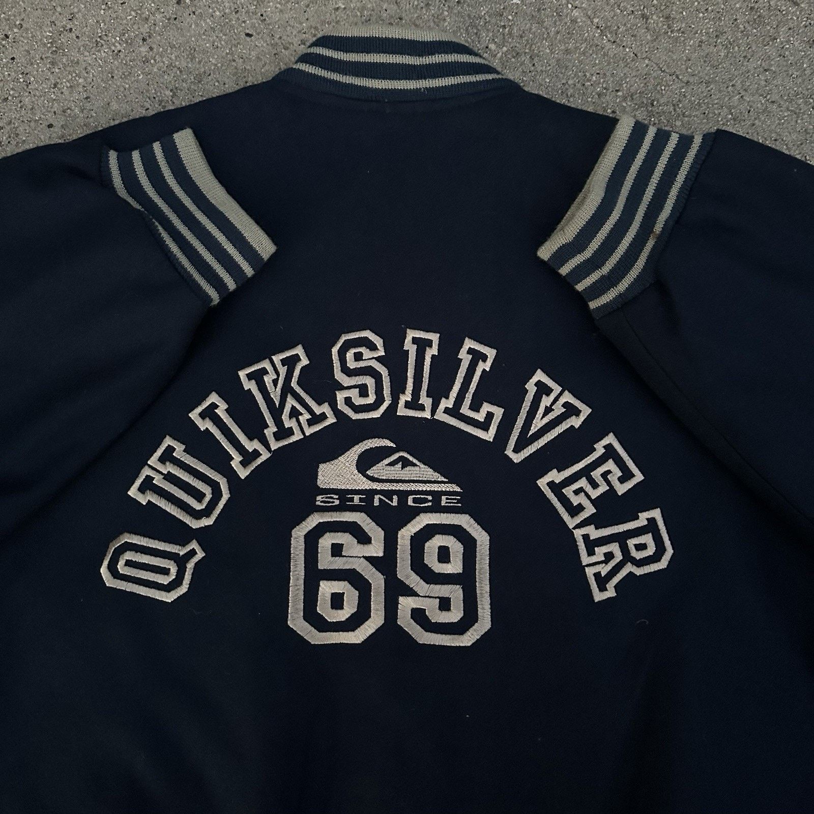 Quiksilver × Vintage Vintage 90s Quiksilver Navy Blue Wool Varsity Jacket Small Size US S / EU 44-46 / 1 - 1 Thumbnail