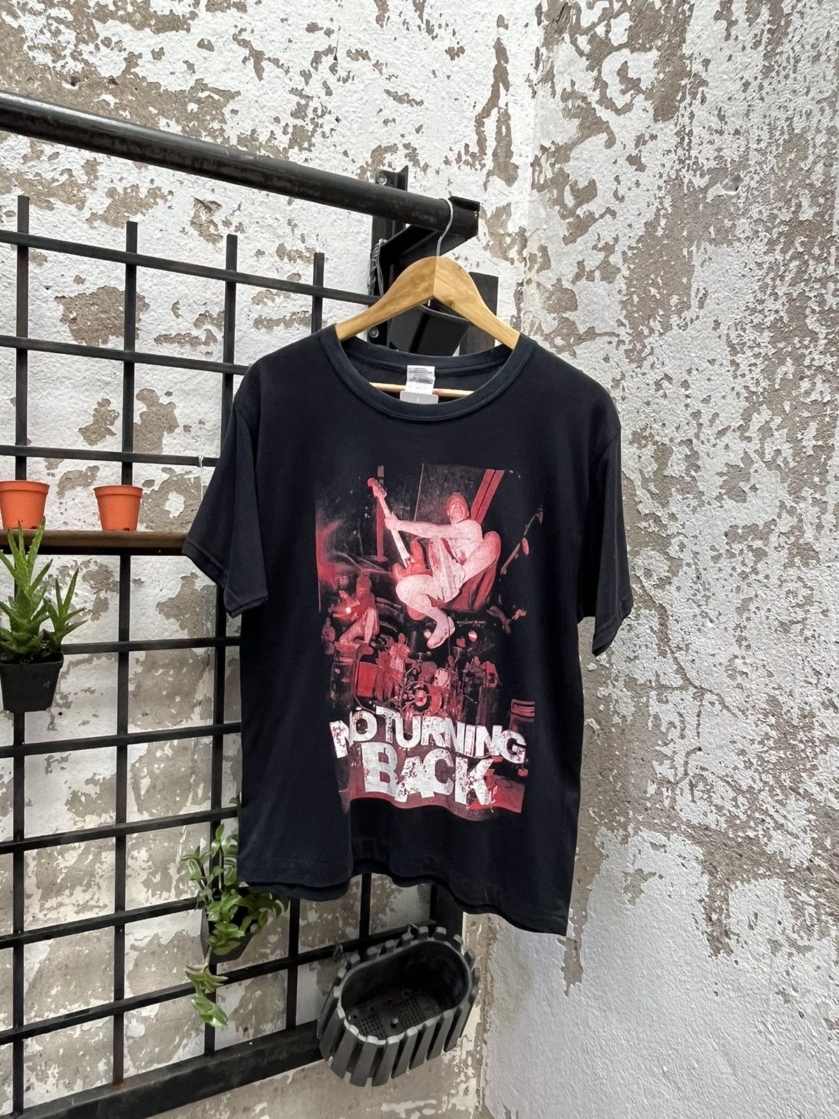 Band Tees no turning back Size US S / EU 44-46 / 1 - 6 Thumbnail