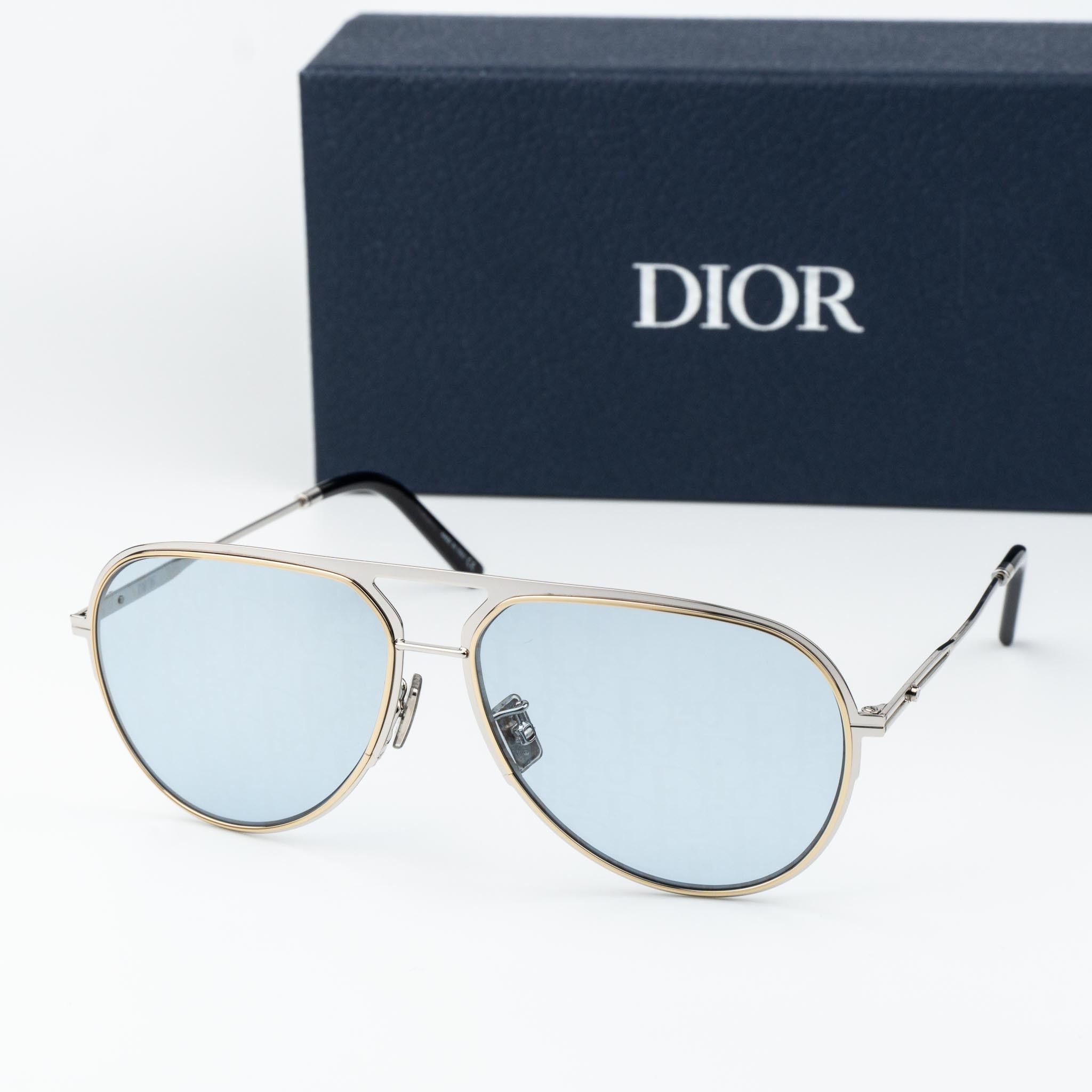 Dior Dior Sunglasses Photochromatic DIORESSENTIAL A2U F0I8 Size ONE SIZE - 4 Thumbnail