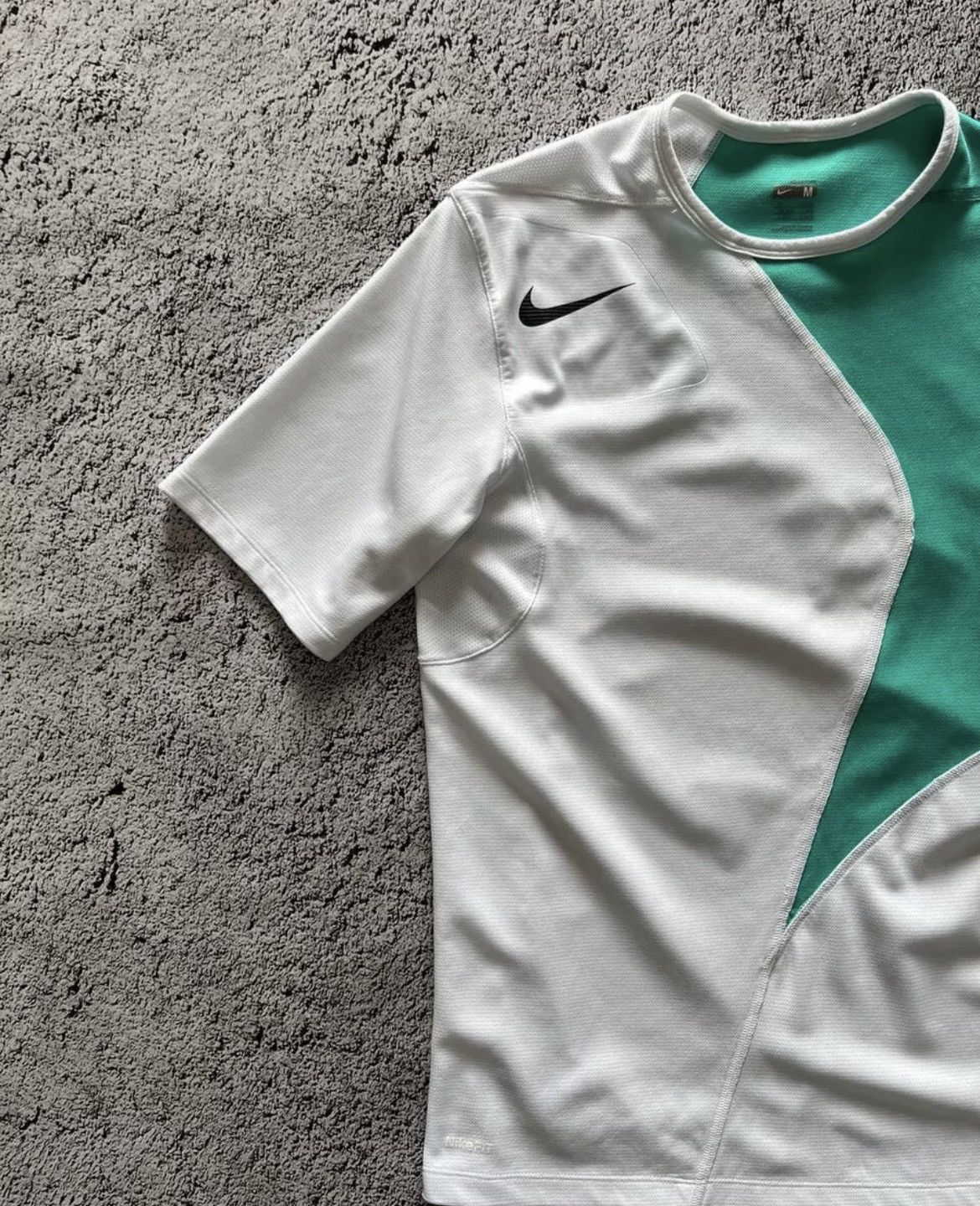 Nike × Vintage Vintage Nike Sport Jersey T-Shirt Size M Size US M / EU 48-50 / 2 - 3 Thumbnail