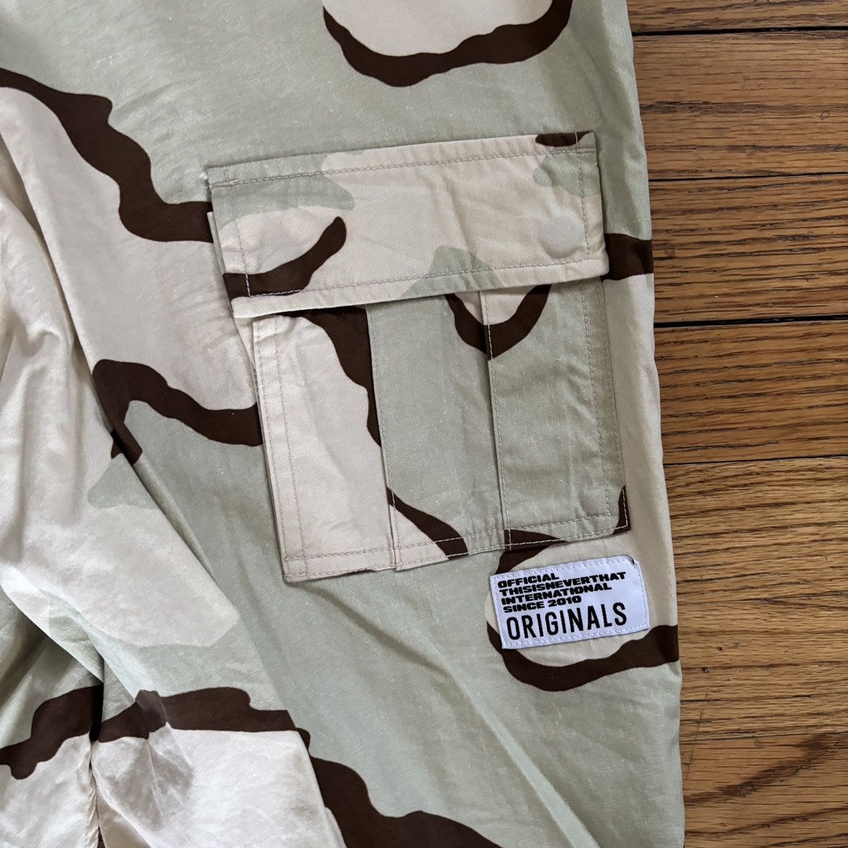thisisneverthat Thisisneverthat Desert Camo Cargo Pants Size US 34 / EU 50 - 8 Thumbnail