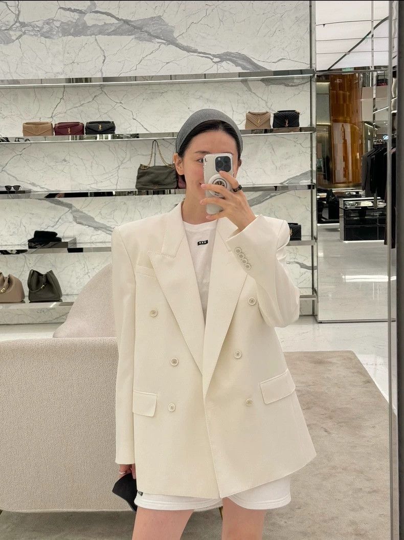 Saint Laurent Paris Saint Laurent 2024 White Blazer Size 38 Size US L / EU 52-54 / 3 - 1 Thumbnail