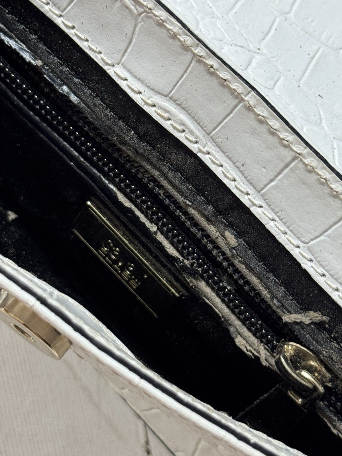 Cavalli Class VINTAGE CAVALLI CLASS CROCODILE MINI BAG Size ONE SIZE - 7 Thumbnail