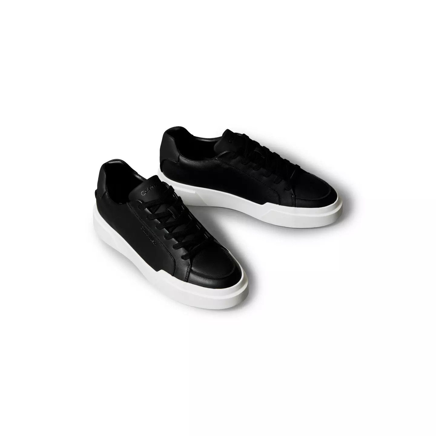 Calvin Klein o1g2r1mq0426 Chunky Low-Top Trainers in Black Size US 10 / EU 43 - 2 Thumbnail
