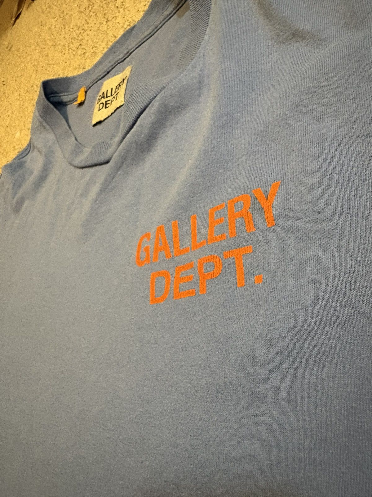 Gallery Dept. Gallery Dept. Blue Red Souvenir Logo T shirt Size US XXL / EU 58 / 5 - 3 Thumbnail