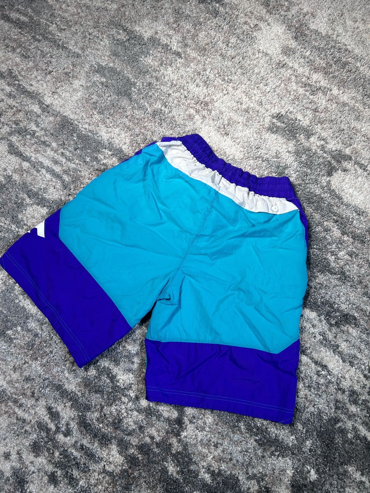 Nike × Vintage Nike Vintage Shorts 90s Size US 32 / EU 48 - 10 Thumbnail
