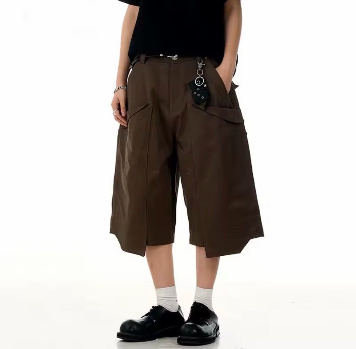 Other Avant Garde Irregular Cargo Bermuda Brown Shorts Size US 32 / EU 48 - 1 Thumbnail