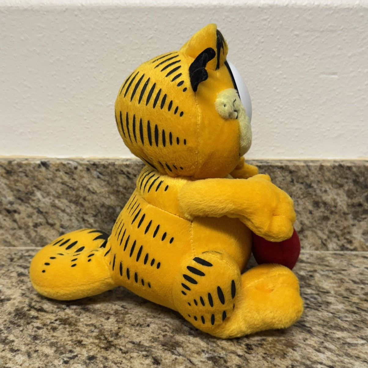 Vintage Vintage Garfield Te Quiero” 11” Spanish Valentines Day Plush Size ONE SIZE - 3 Thumbnail