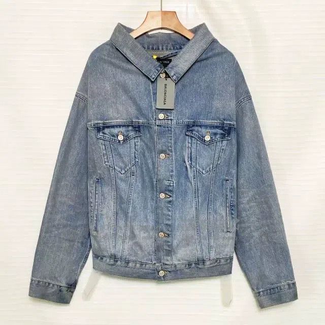 Balenciaga Balenciaga Collar single-breasted off-shoulder long-sleeve Size US S / EU 44-46 / 1 - 1 Thumbnail