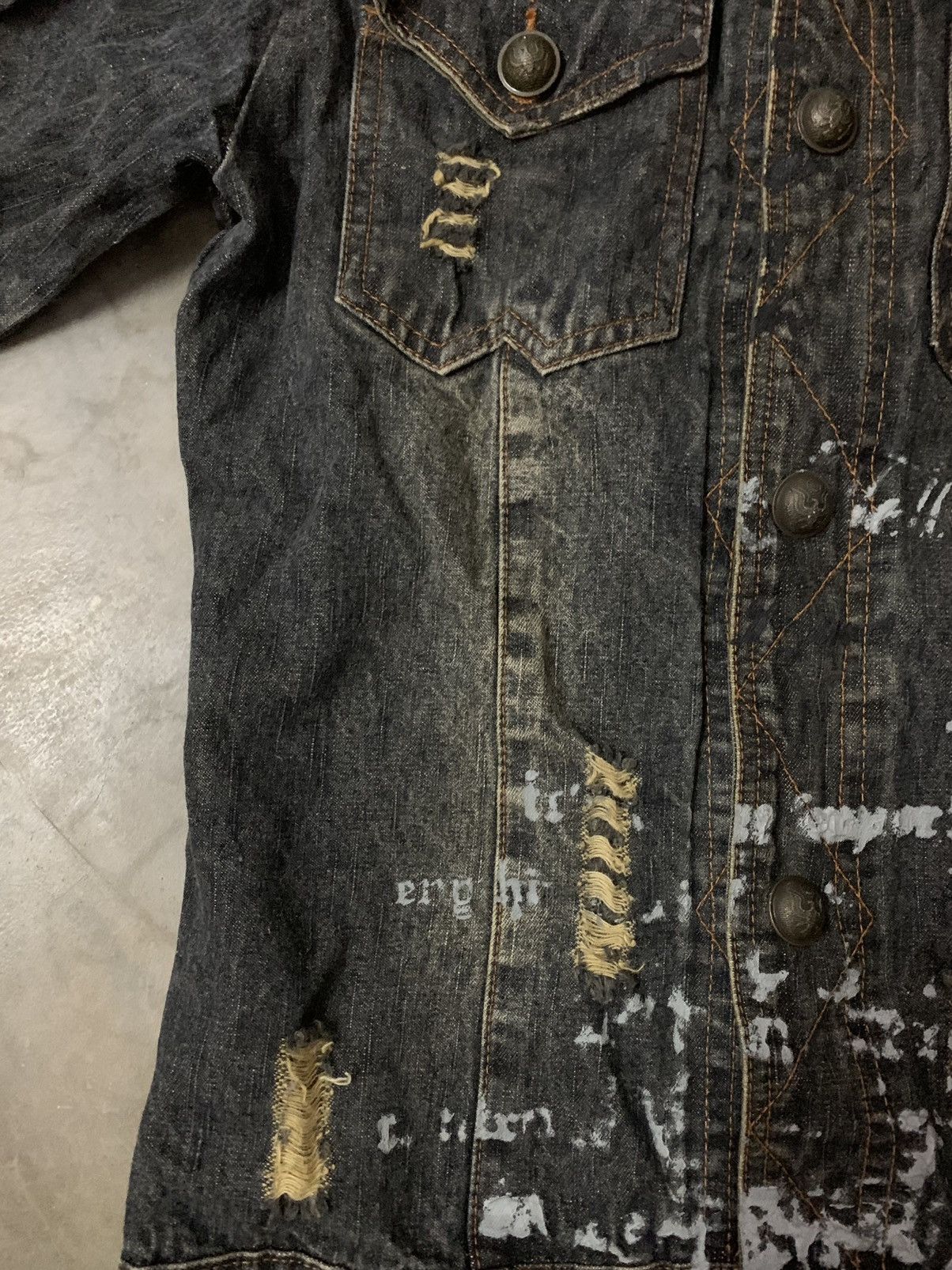 In The Attic × Japanese Brand × Seditionaries In The Attic Art Design Distressed Denim Jacket Size US L / EU 52-54 / 3 - 7 Thumbnail