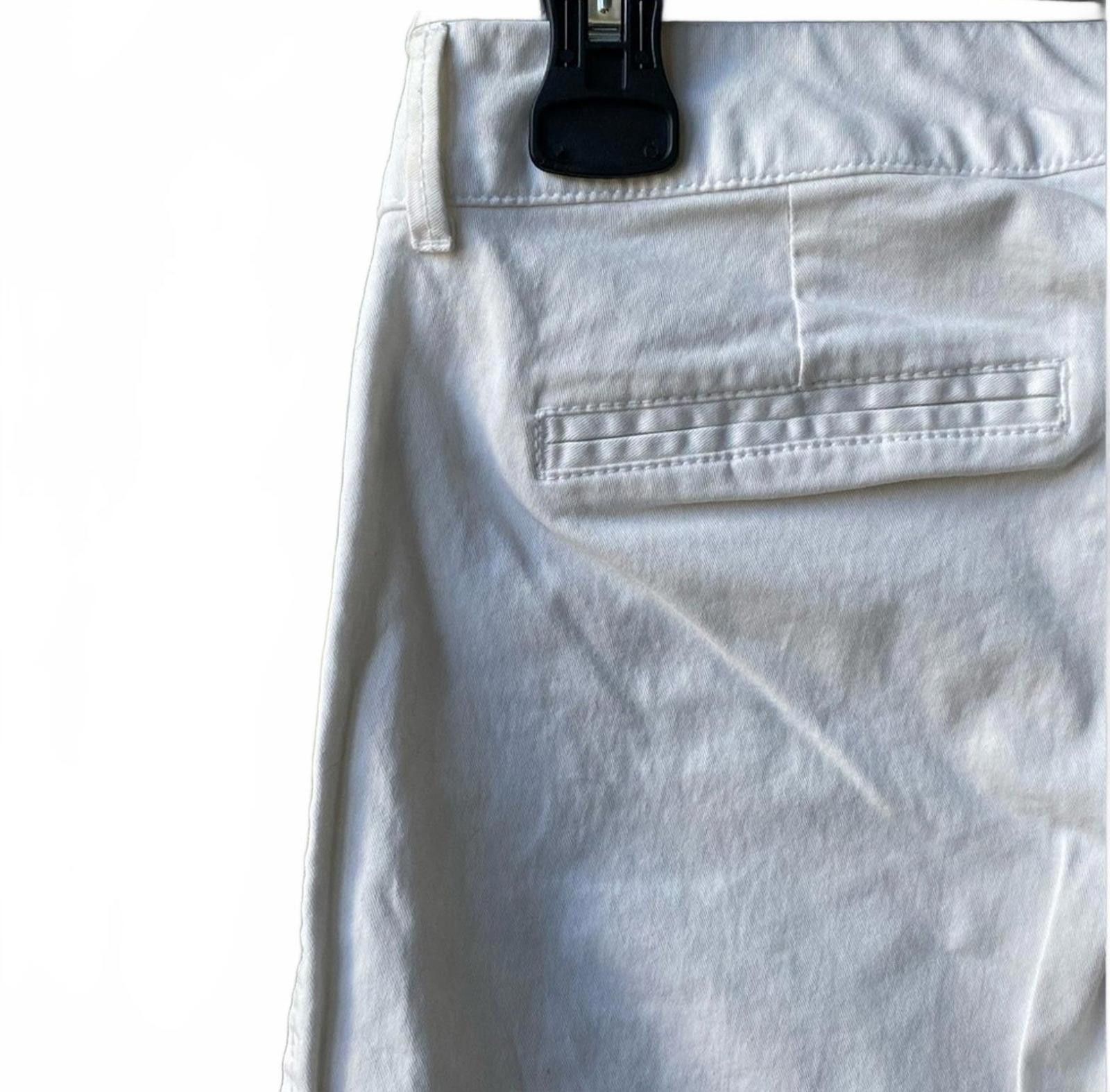 Old Navy Old Navy White Denim Pixie Pant Size 4 Size 27" / US 4 / IT 40 - 5 Thumbnail