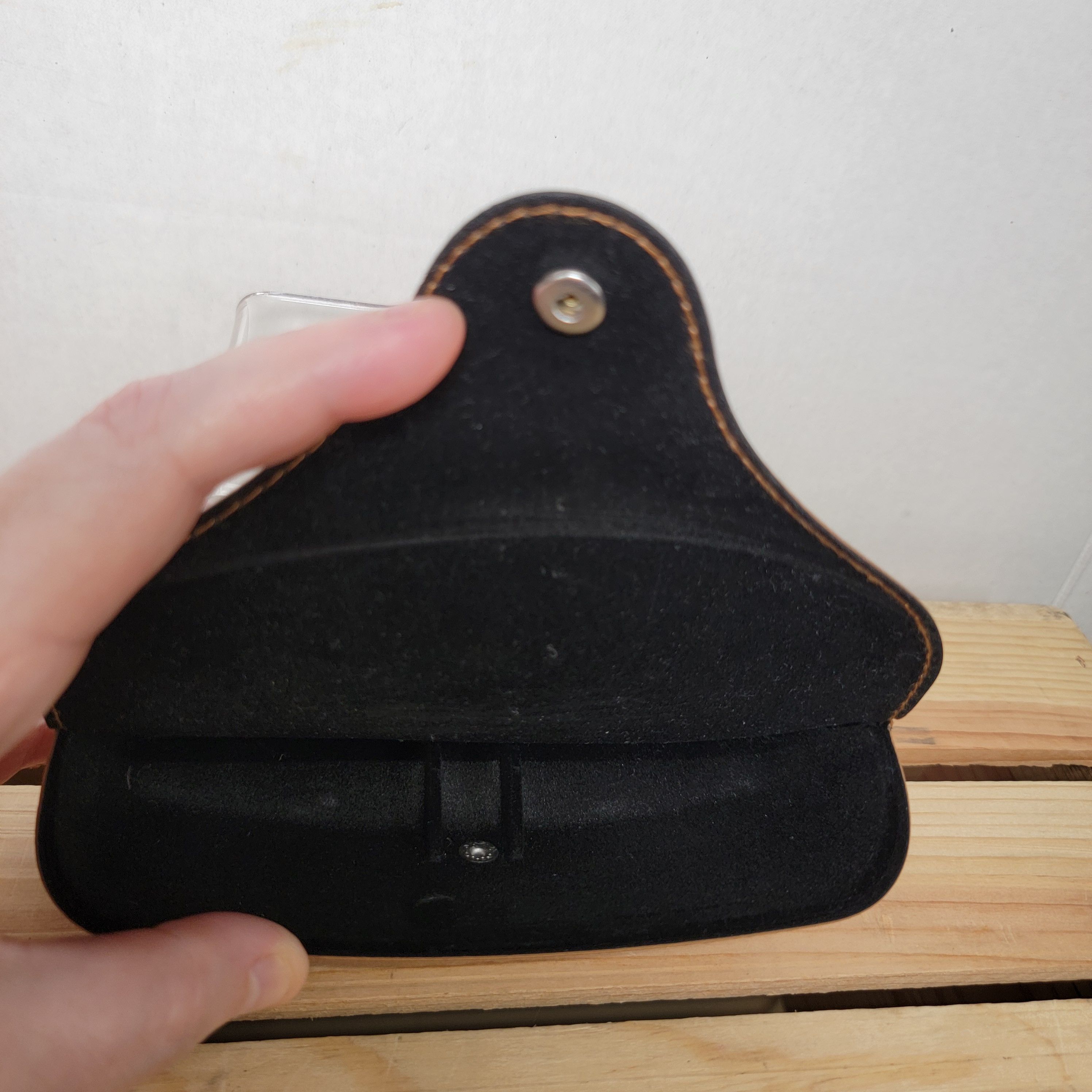 RayBan Ray-Ban Brown Faux Leather Glasses Case, Felt Lined Size ONE SIZE - 3 Thumbnail