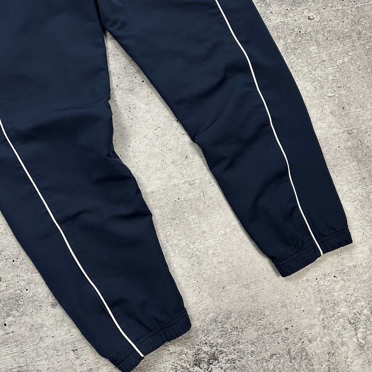 Vintage Vintage Nike Track Pants Navy Blue White Inserts Size US 32 / EU 48 - 11 Thumbnail