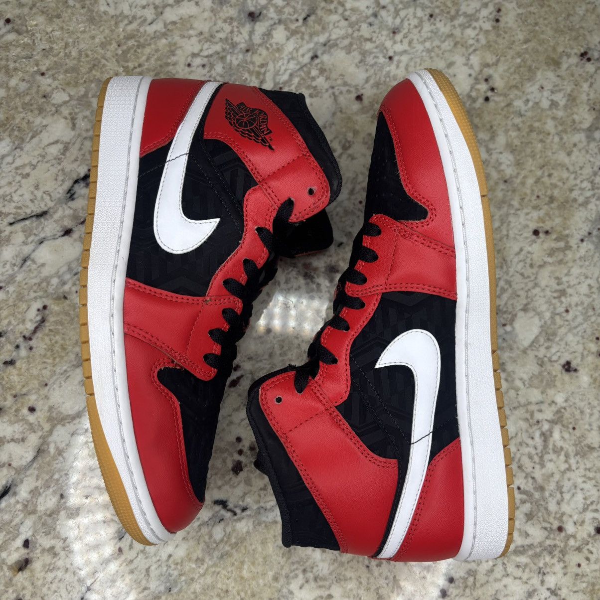 Jordan Brand Size 10-Jordan 1 Mid SE Christmas LIGHTLY WORN W BOX Size US 10 / EU 43 - 13 Thumbnail