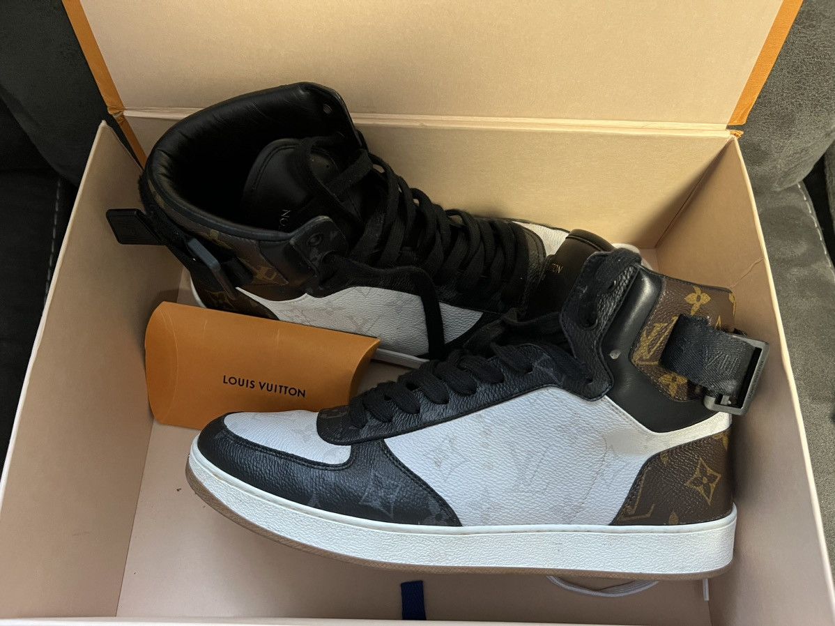 Louis Vuitton Men’s Louis Vuitton Rivoli Sneakers Size US 10 / EU 43 - 3 Thumbnail