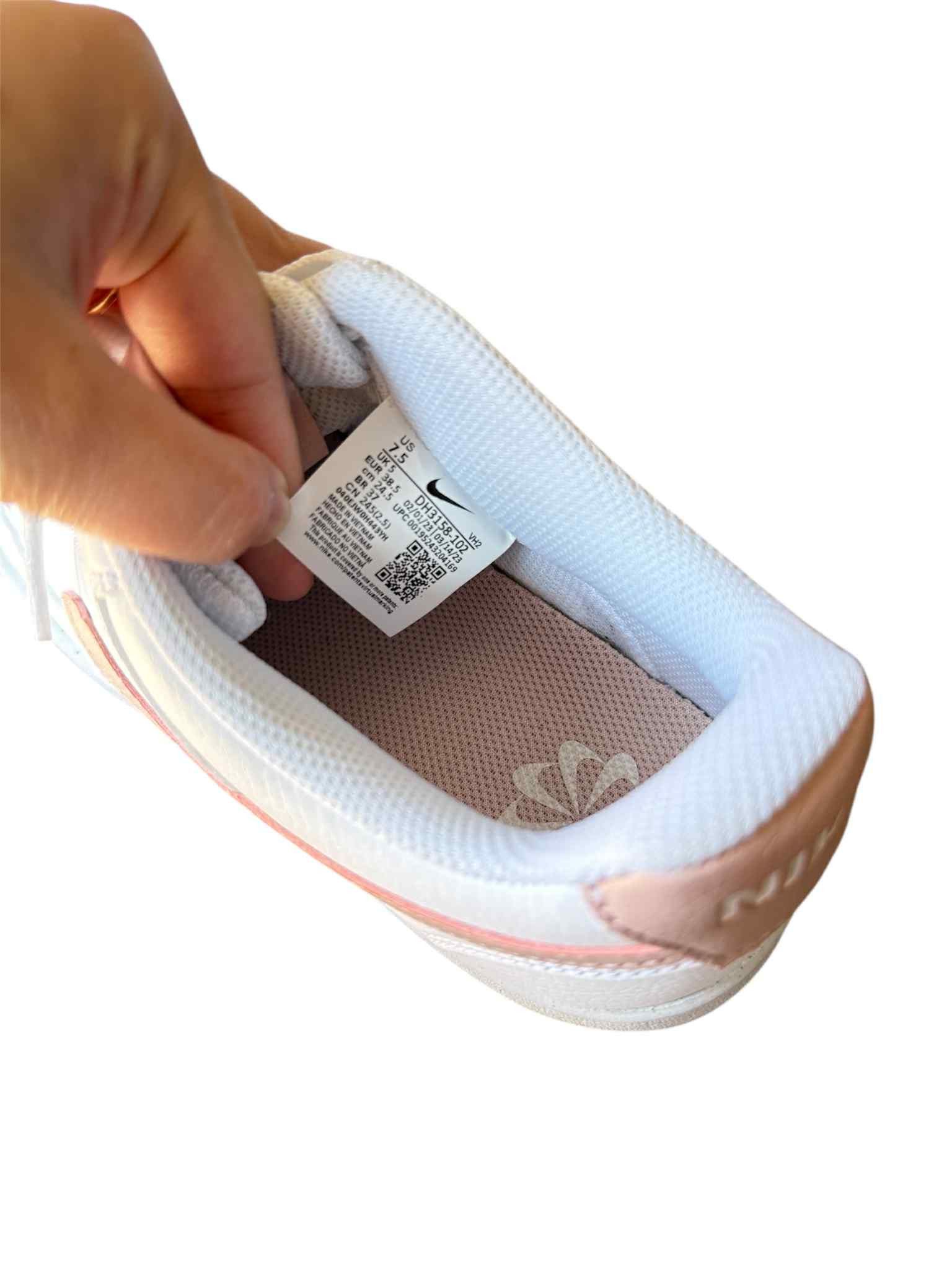 Nike Nike Court Borough Low 2 SE Size US 7.5 / IT 37.5 - 2 Thumbnail