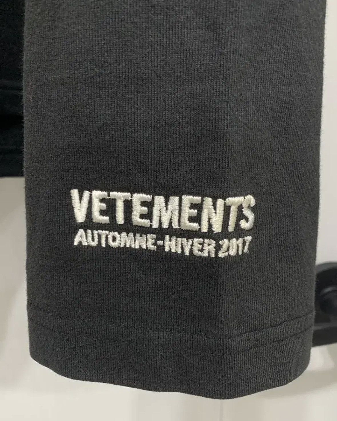 Vetements Vetements Justin Forever Gun Club Layered Sleeve Hood Size US L / EU 52-54 / 3 - 4 Thumbnail