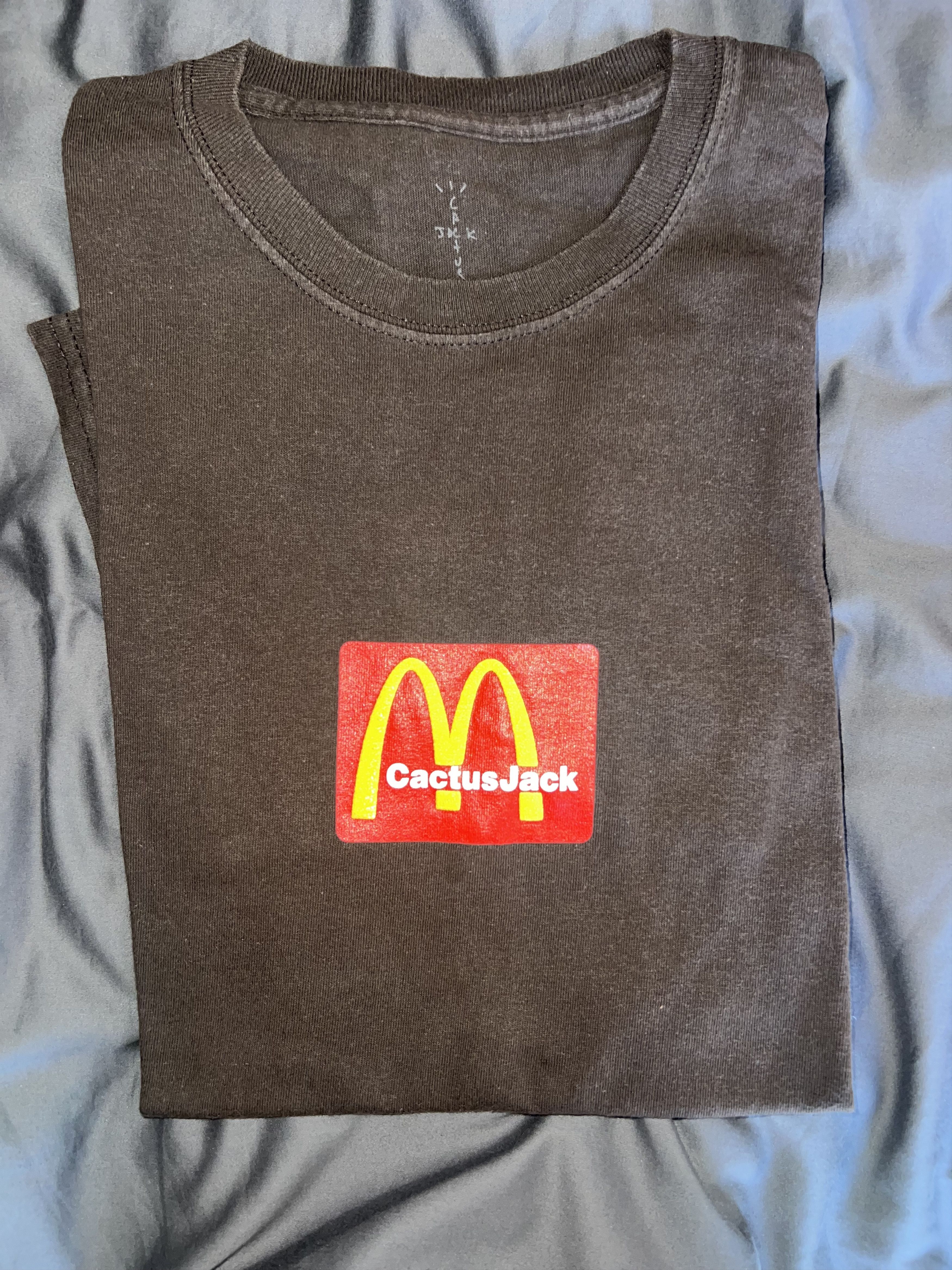 Travis Scott Travis Scott x McDonald’s Cactus Jack Tee – Brown – Size S Size US S / EU 44-46 / 1 - 1 Thumbnail