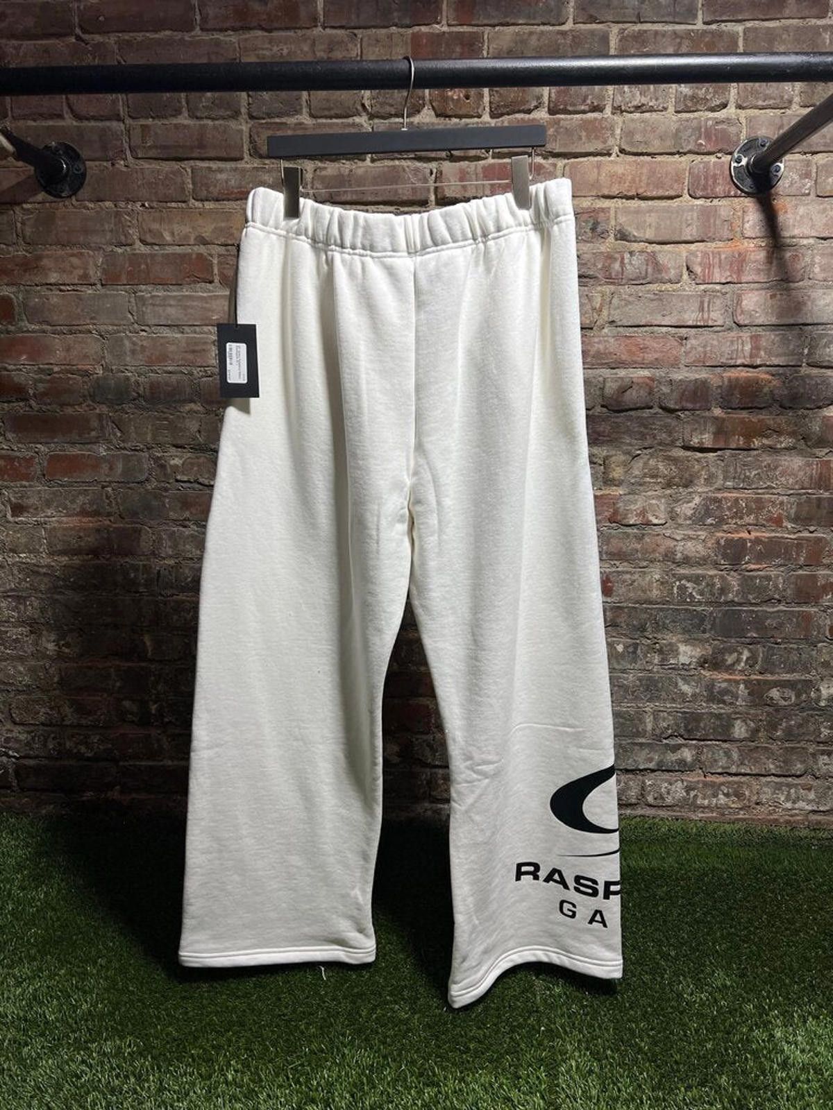 The GV Gallery GV Gallery Raspberry Galaxy Sweatpants Sz. L Size US 34 / EU 50 - 2 Thumbnail
