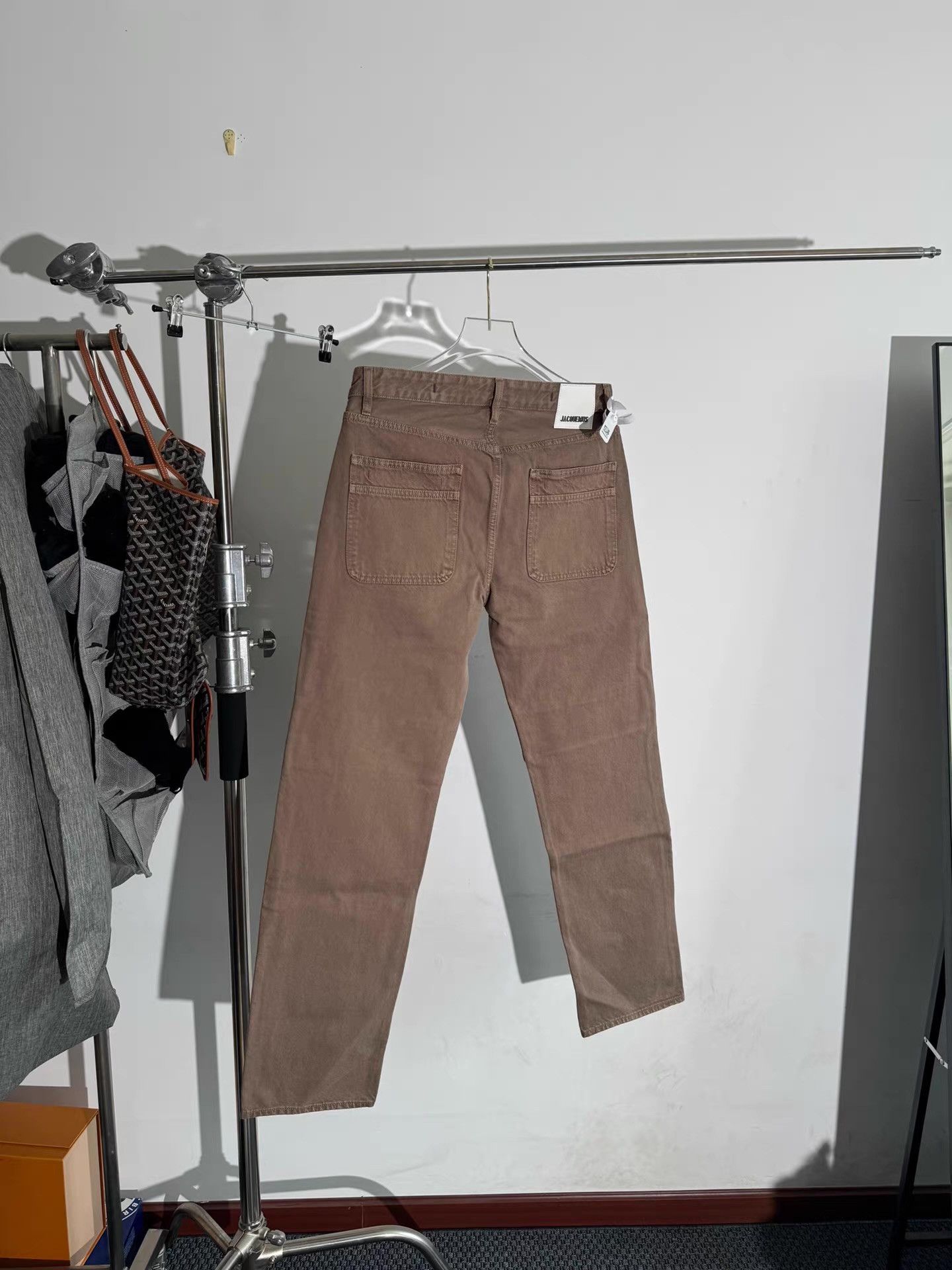 Jacquemus Jacquemus Brown Jeans Q17 Size US 34 / EU 50 - 2 Thumbnail