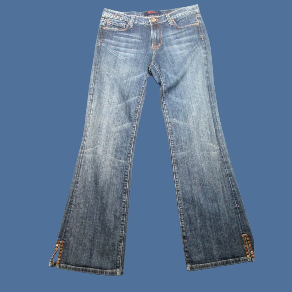 Vintage Vigoss Womens Jeans Blue Bootcut Embroidered Butterfly Mid Rise - 11/12 - Buy Online Size 34" / US 12 / IT 48 - 1 Thumbnail