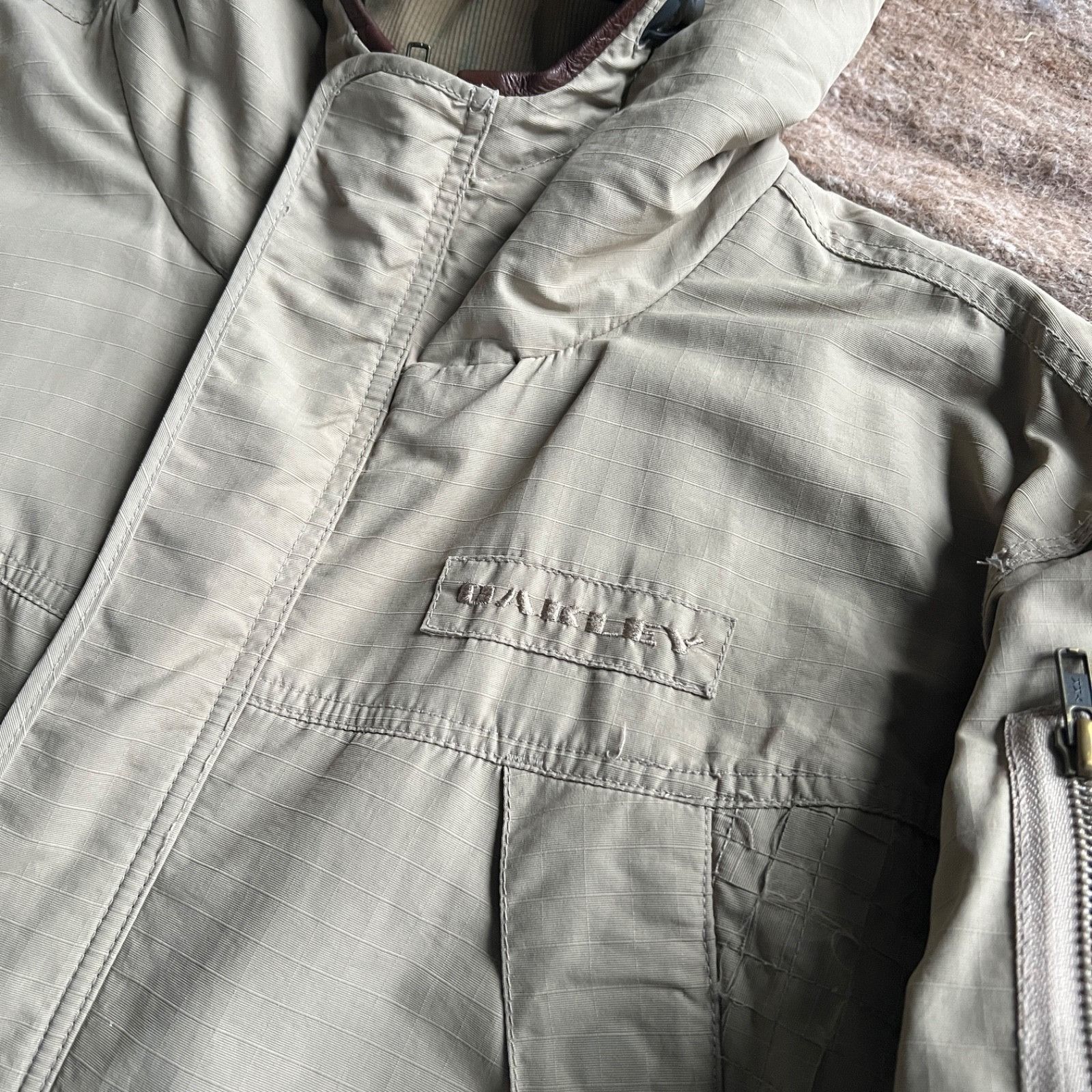 Oakley Oakley Vintage Insulated Jacket Ripstop Tactical 9764AC Size US L / EU 52-54 / 3 - 9 Thumbnail