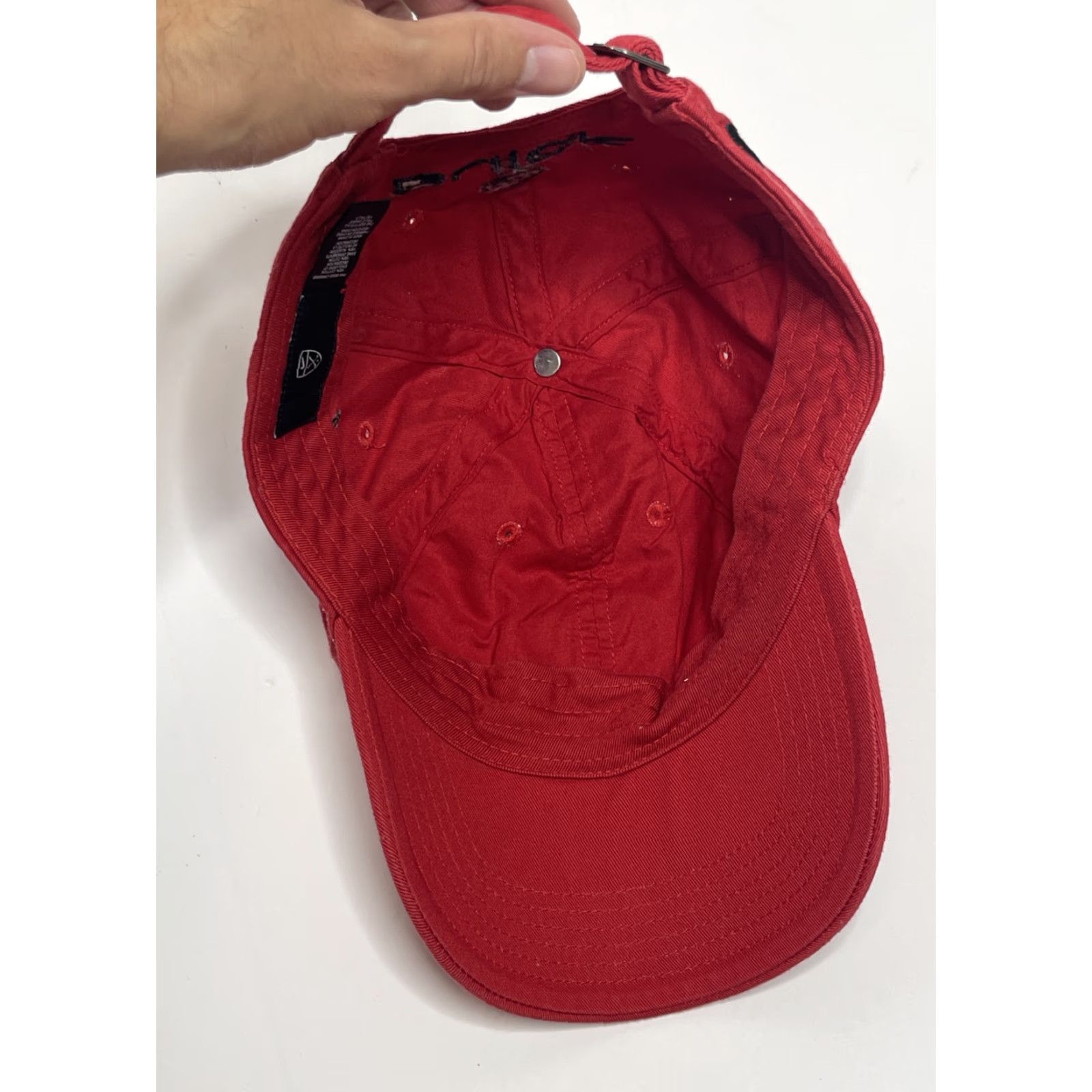 Nike NIKE TW Tiger Woods Buick Embroidered Signature Golf Hat Baseball Cap Adjustable Red Mens Baseball Cap Size ONE SIZE - 6 Thumbnail