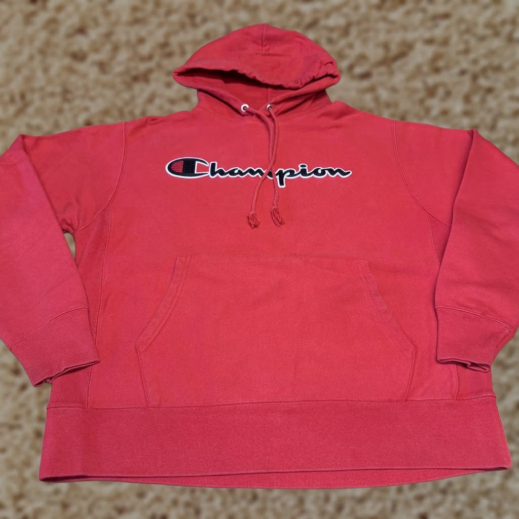 Champion VINTAGE Champion Reverse Weave Hoodie Mens Large Red Pullover Fleece Script Logo Graphic Size US L / EU 52-54 / 3 - 1 Thumbnail