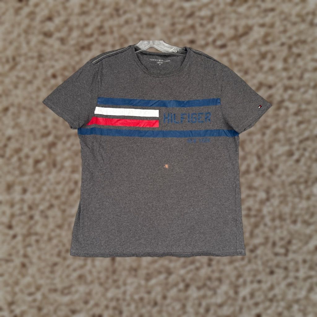 Tommy Hilfiger Tommy Hilfiger Shirt Adult Medium Gray Short Sleeve Crew Neck 100% Cotton READ Size US M / EU 48-50 / 2 - 1 Thumbnail