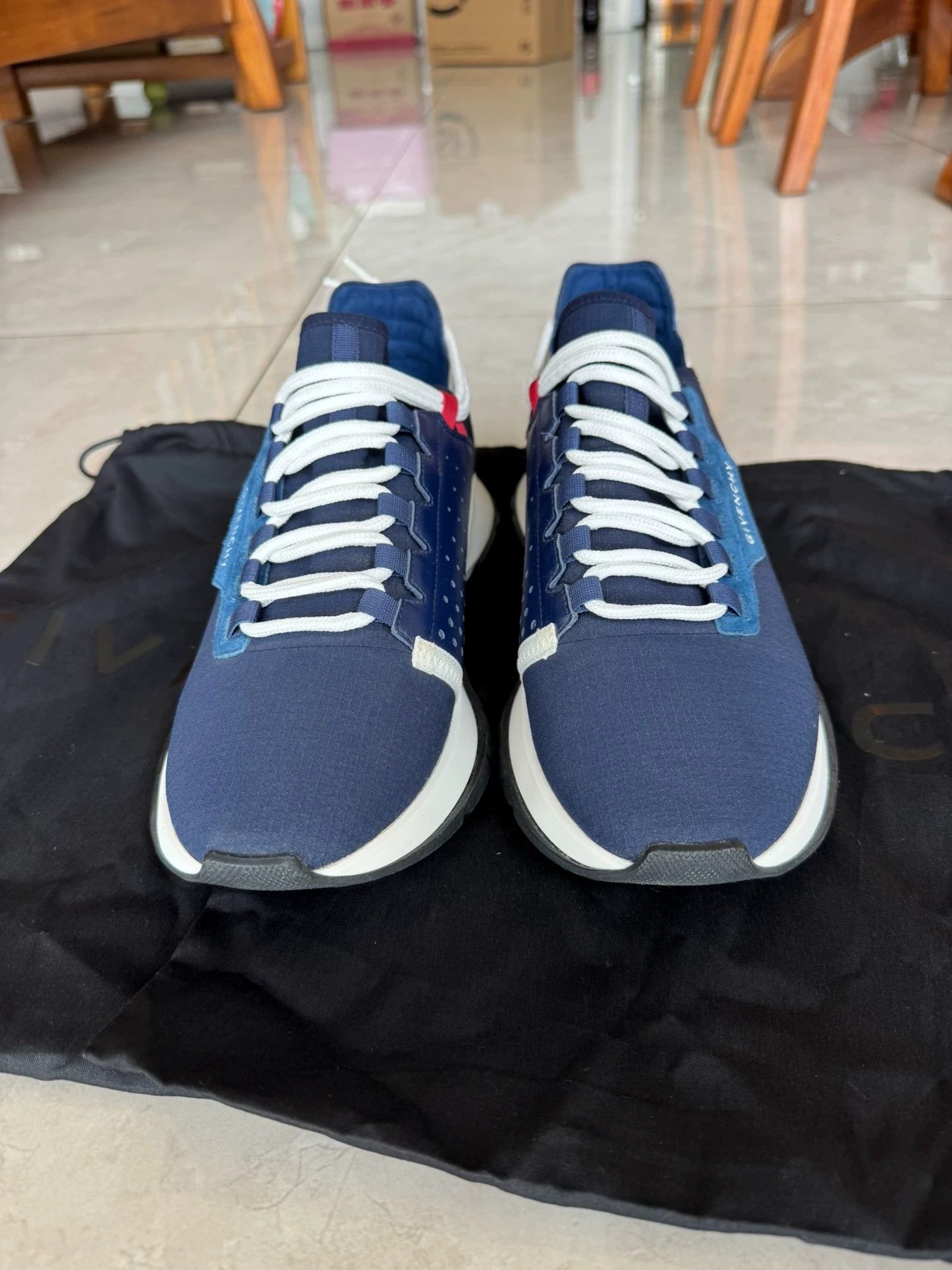 Givenchy Givenchy 23 Spectre 42 Deep Blue Worn Once Sneakers Size US 9 / EU 42 - 2 Thumbnail