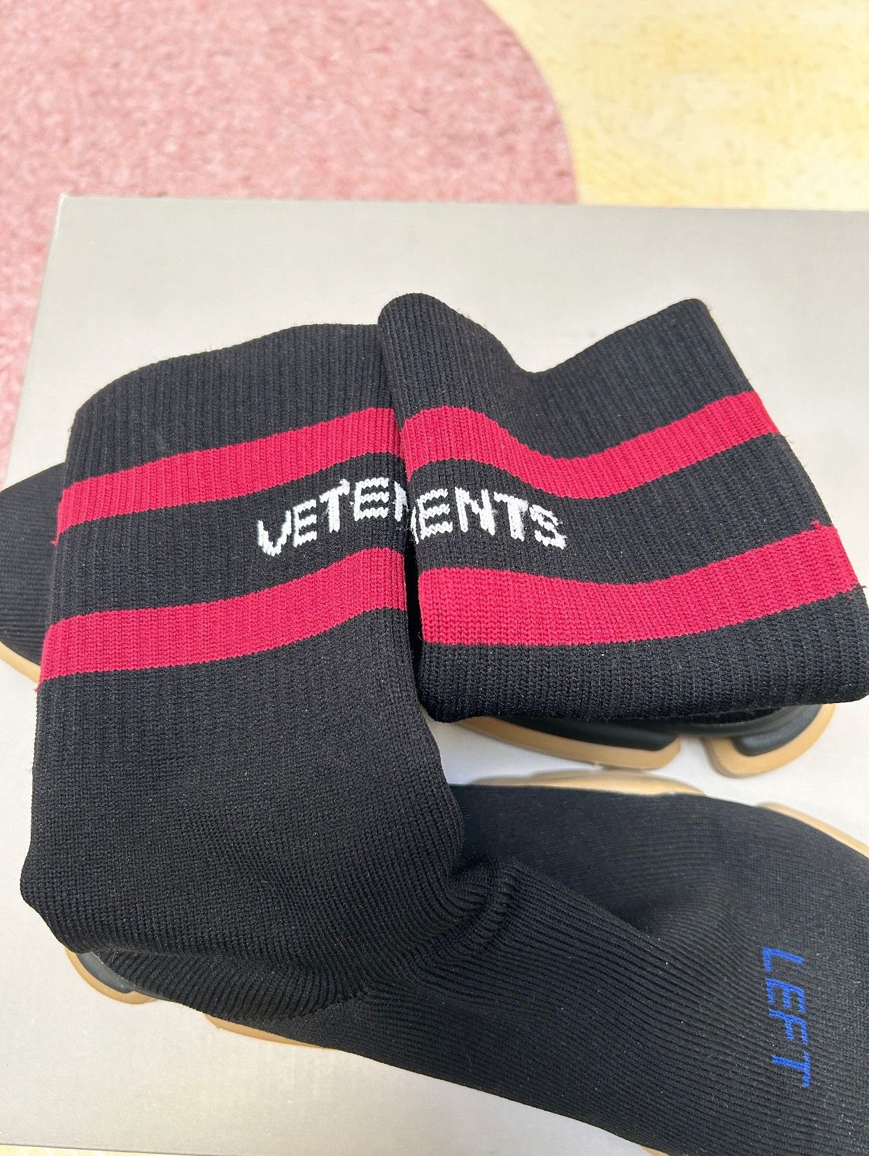 Reebok × Vetements SOCK RUNNER HIGH Size US 9.5 / EU 42-43 - 4 Thumbnail