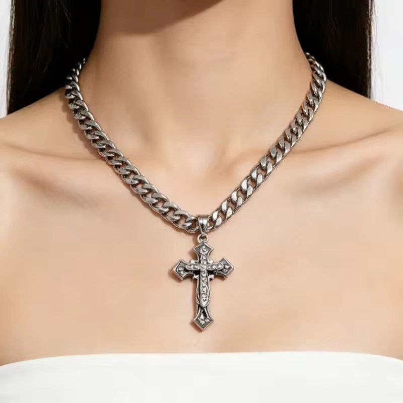 Japanese Brand Gothic Cross Necklace - Y2K Goth Pendant Size ONE SIZE - 3 Thumbnail