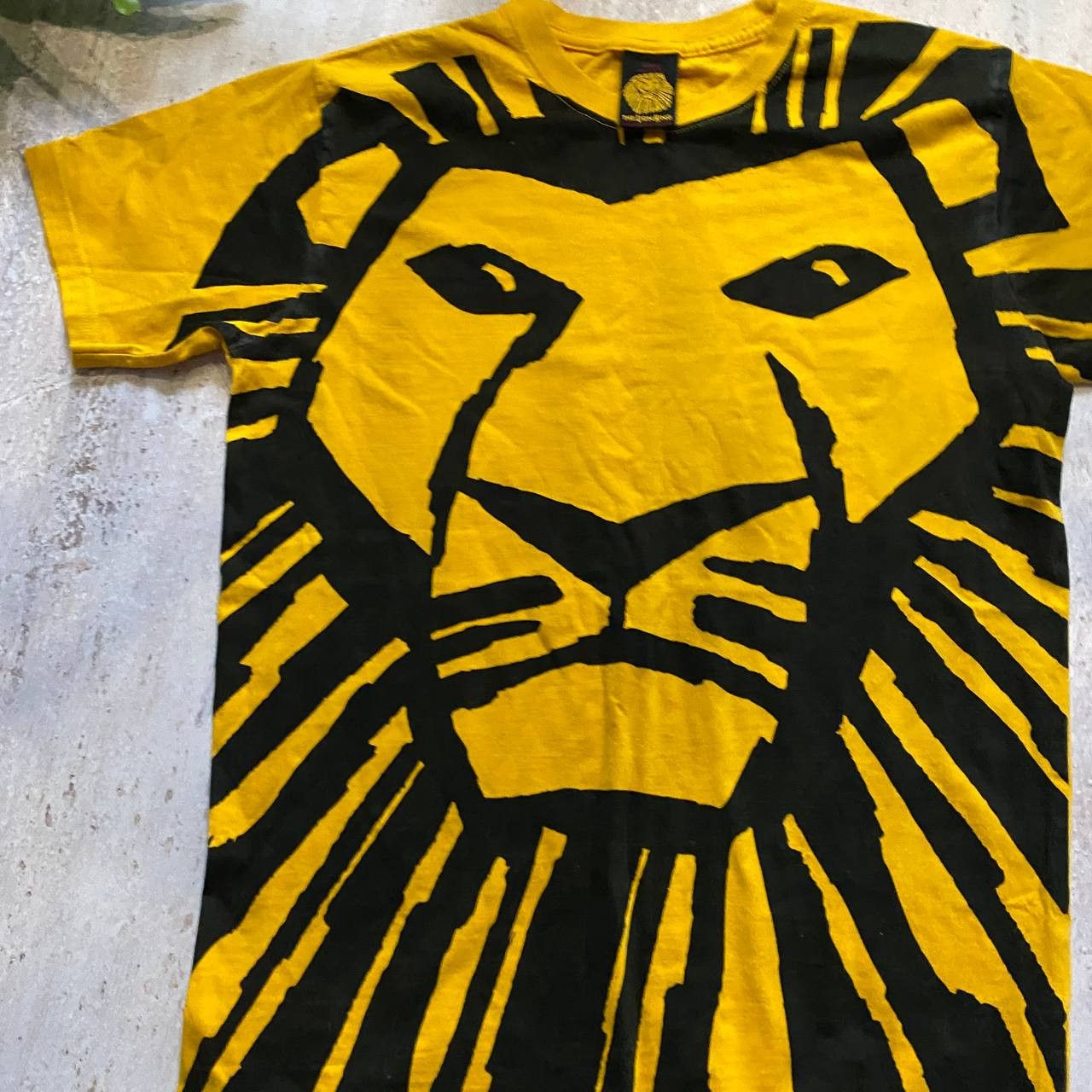 Other VINTAGE Y2K THE LOIN KING DISNEY AMAZING AOP T SHIRT 225 Size US S / EU 44-46 / 1 - 3 Thumbnail