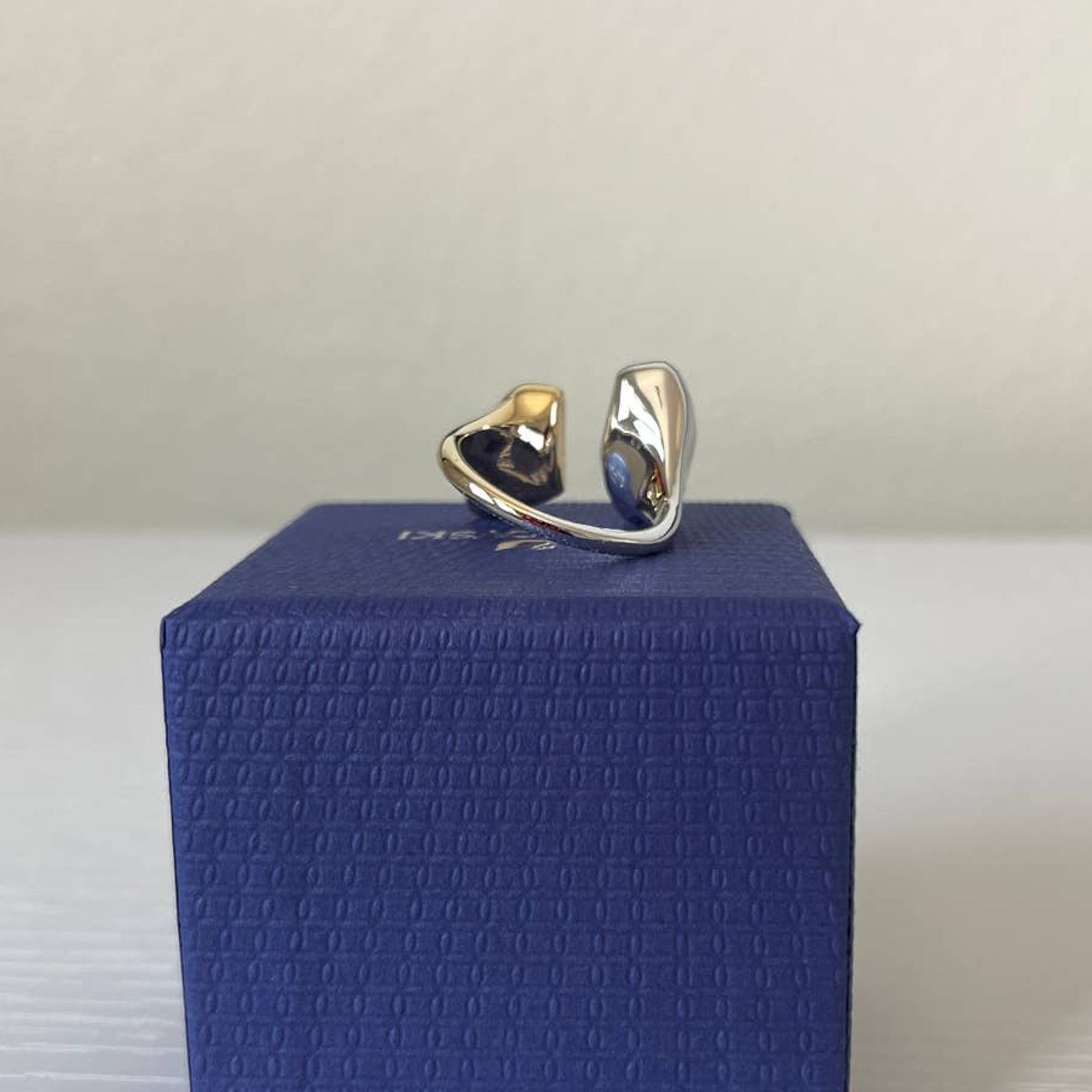Swarovski Swarovski The Elements ring Fire and air elements size 6 Size ONE SIZE - 10 Thumbnail