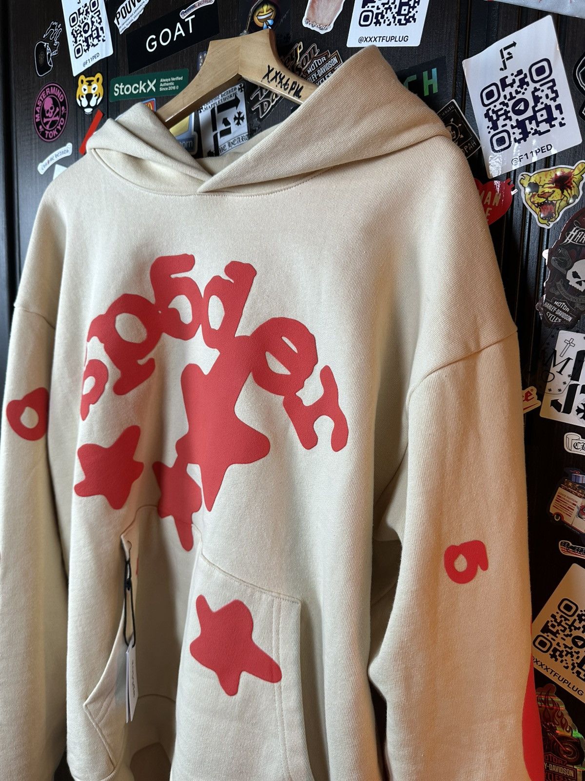 Sp5der Sp5der Worldwide Cream Beluga Hoodie Size US L / EU 52-54 / 3 - 4 Thumbnail