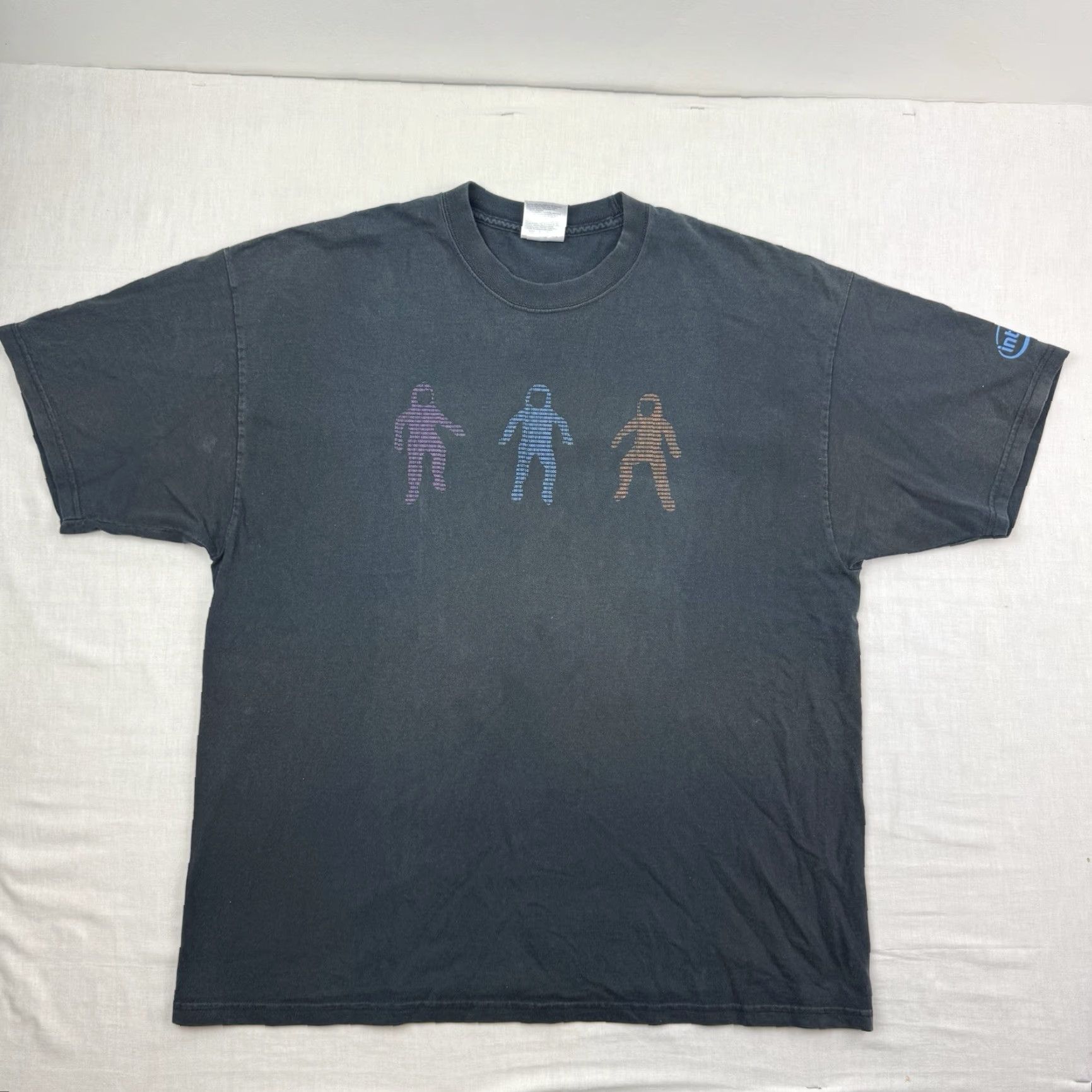 Port & Company VINTAGE Port & Company T-Shirt Mens XL Black Cotton Short Sleeve Crew Neck Abstract Figures Binary Code Y2K Computer 90s Technology USA Size US XL / EU 56 / 4 - 5 Thumbnail